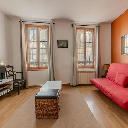 Appartement Un T2 A 2 Petits Pas